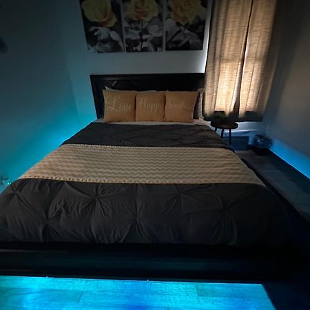Adults Only Vacation Rental With Hot Tub- No Parties Detroit Esterno foto