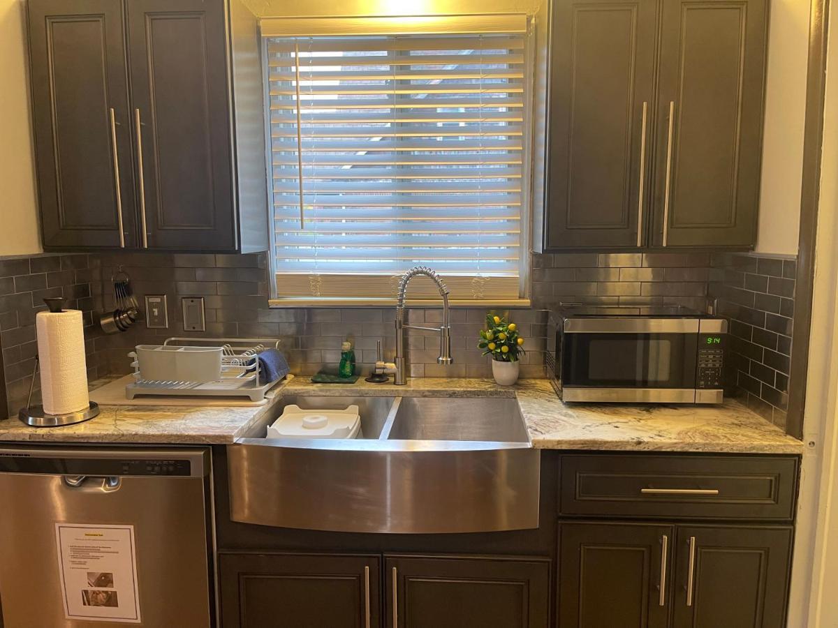 Adults Only Vacation Rental With Hot Tub- No Parties Detroit Esterno foto