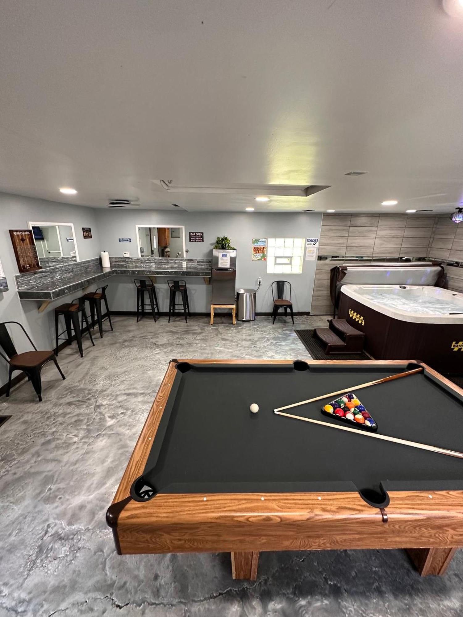 Adults Only Vacation Rental With Hot Tub- No Parties Detroit Esterno foto